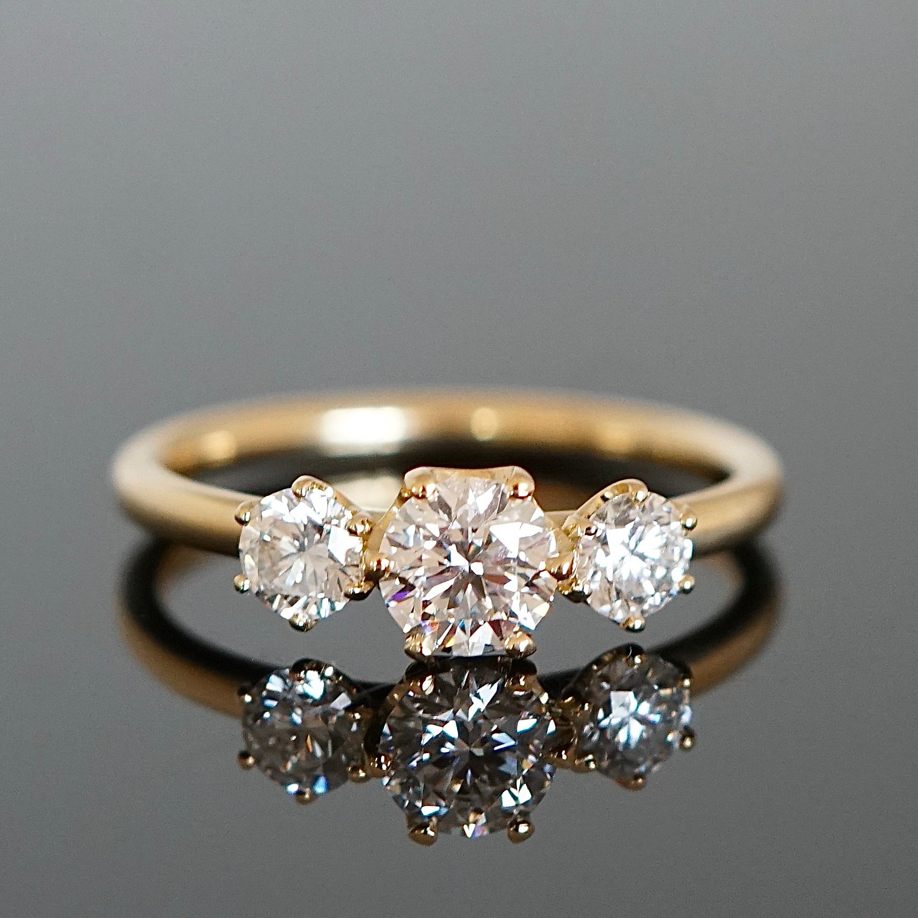 Ring LUCIA