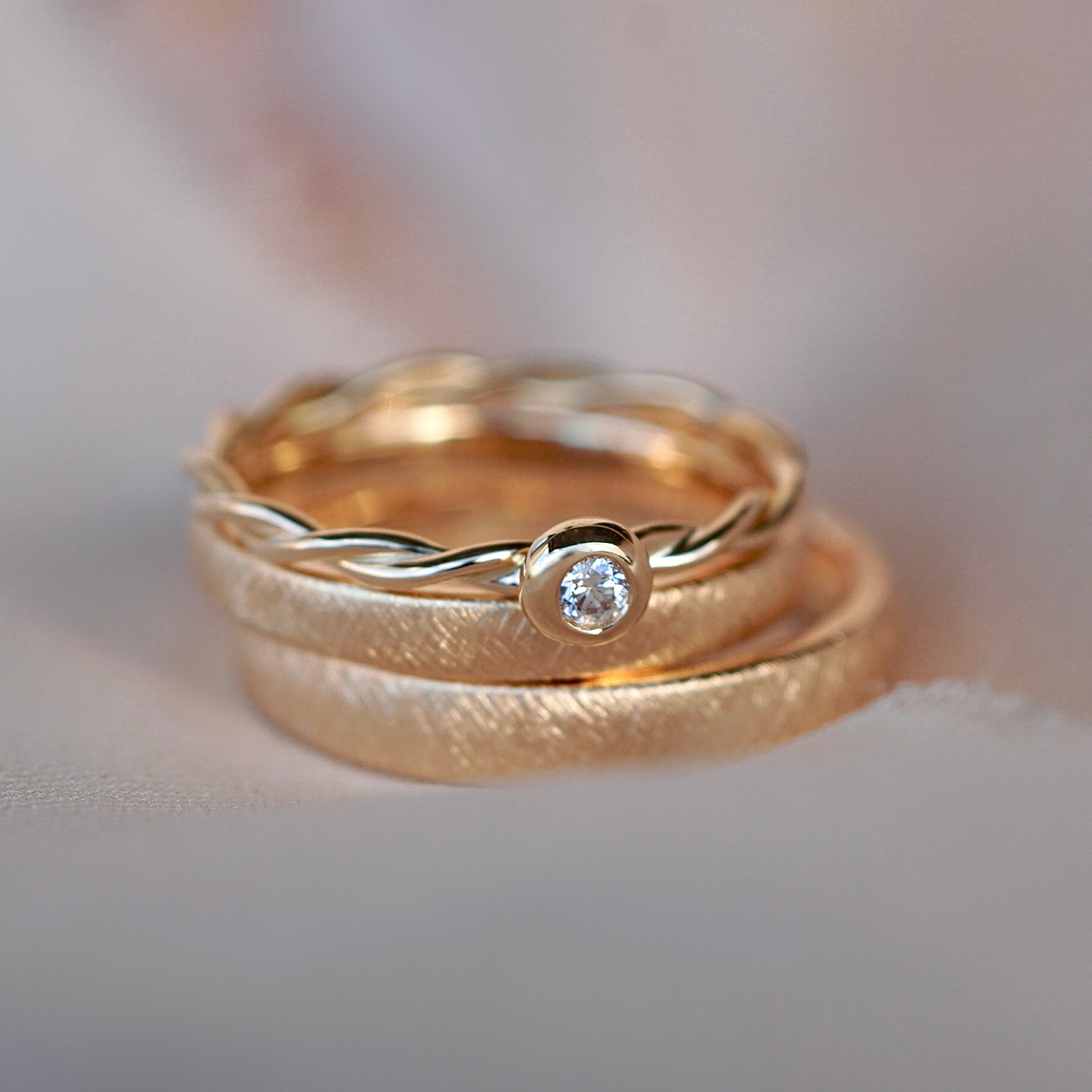 Kordelring KUGLIG 0,05 Ct.