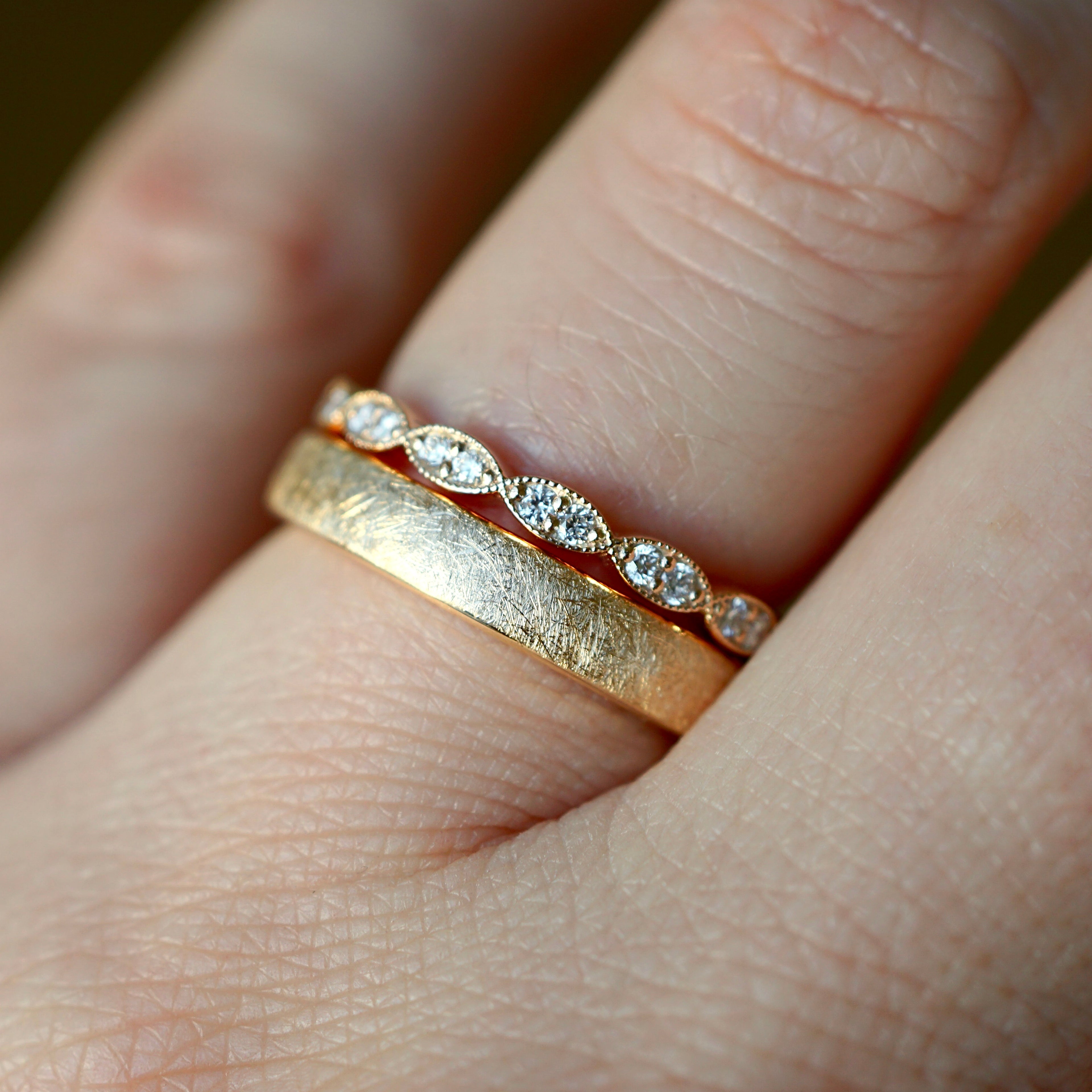 Ring VIVY 2 mm / halb