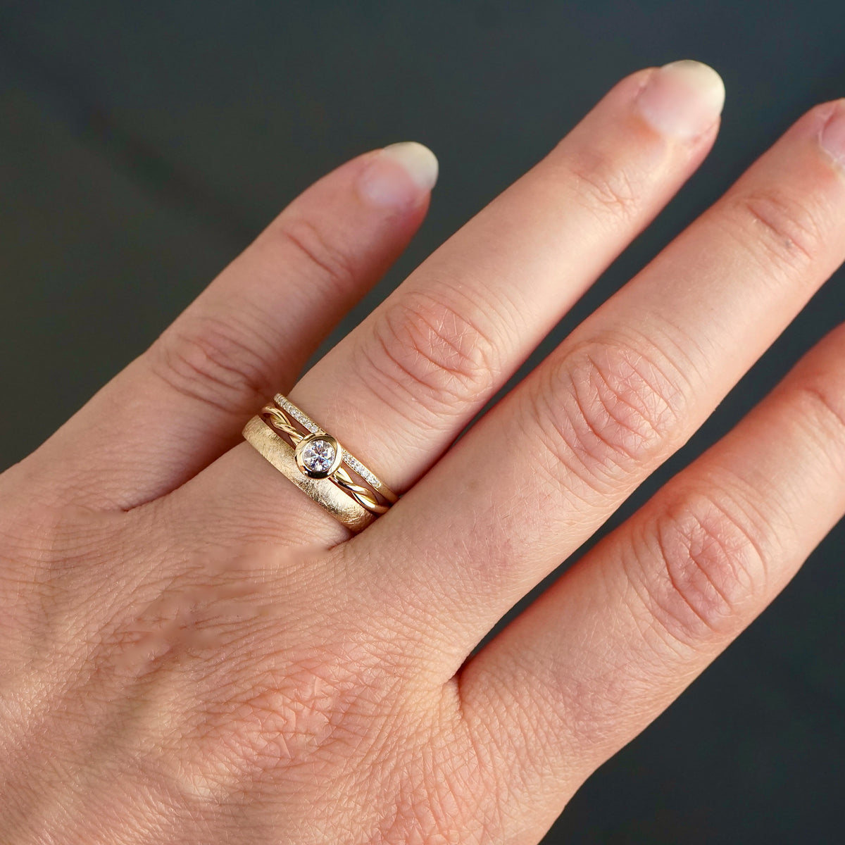 Kordelring KUGLIG 0,15 Ct.