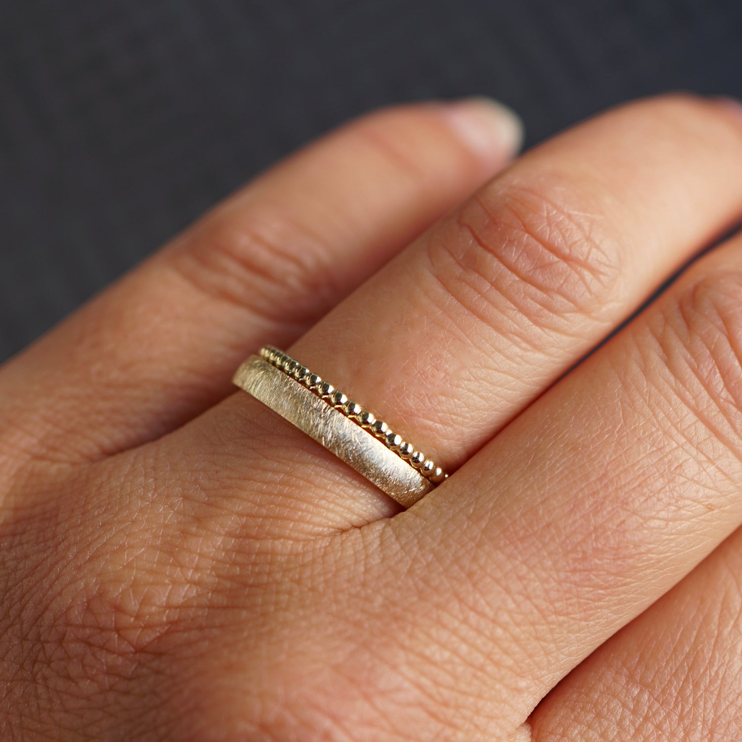 Trauringe ganz nach deinen Wünschen mit Vorsteckring Kugelring