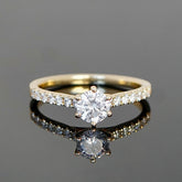 klassischer Verlobungsring