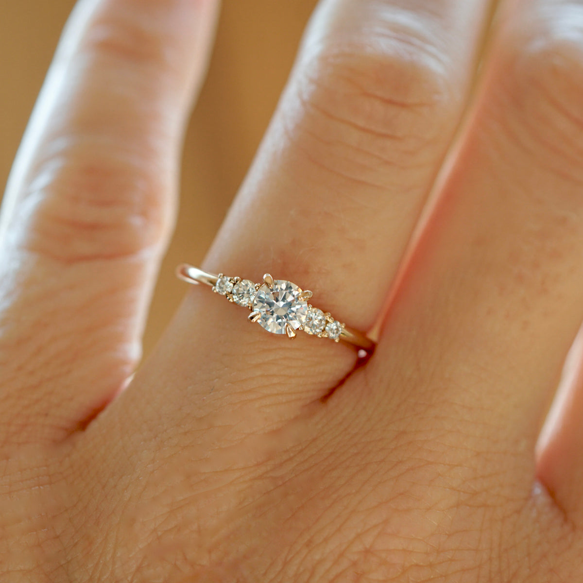 Ring KYLIE