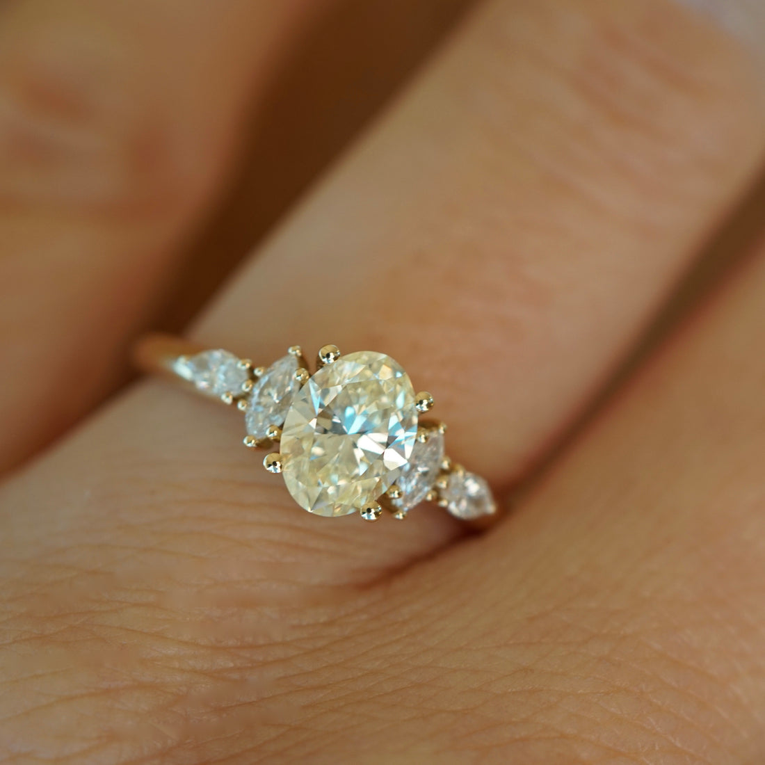 Ring REINA