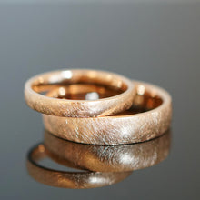 Lade das Bild in den Galerie-Viewer, Eheringe FROZEN GOLD
