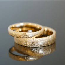Lade das Bild in den Galerie-Viewer, Eheringe FROZEN GOLD
