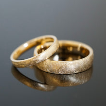 Lade das Bild in den Galerie-Viewer, Eheringe FROZEN GOLD
