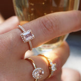 Ring mit Brillanten und rosa-farbenen Stein, Verlobungsring Rosegold