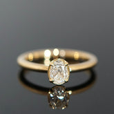 klassischer Solitär-Ring mit ovalen Diamant 0,50 Ct.
