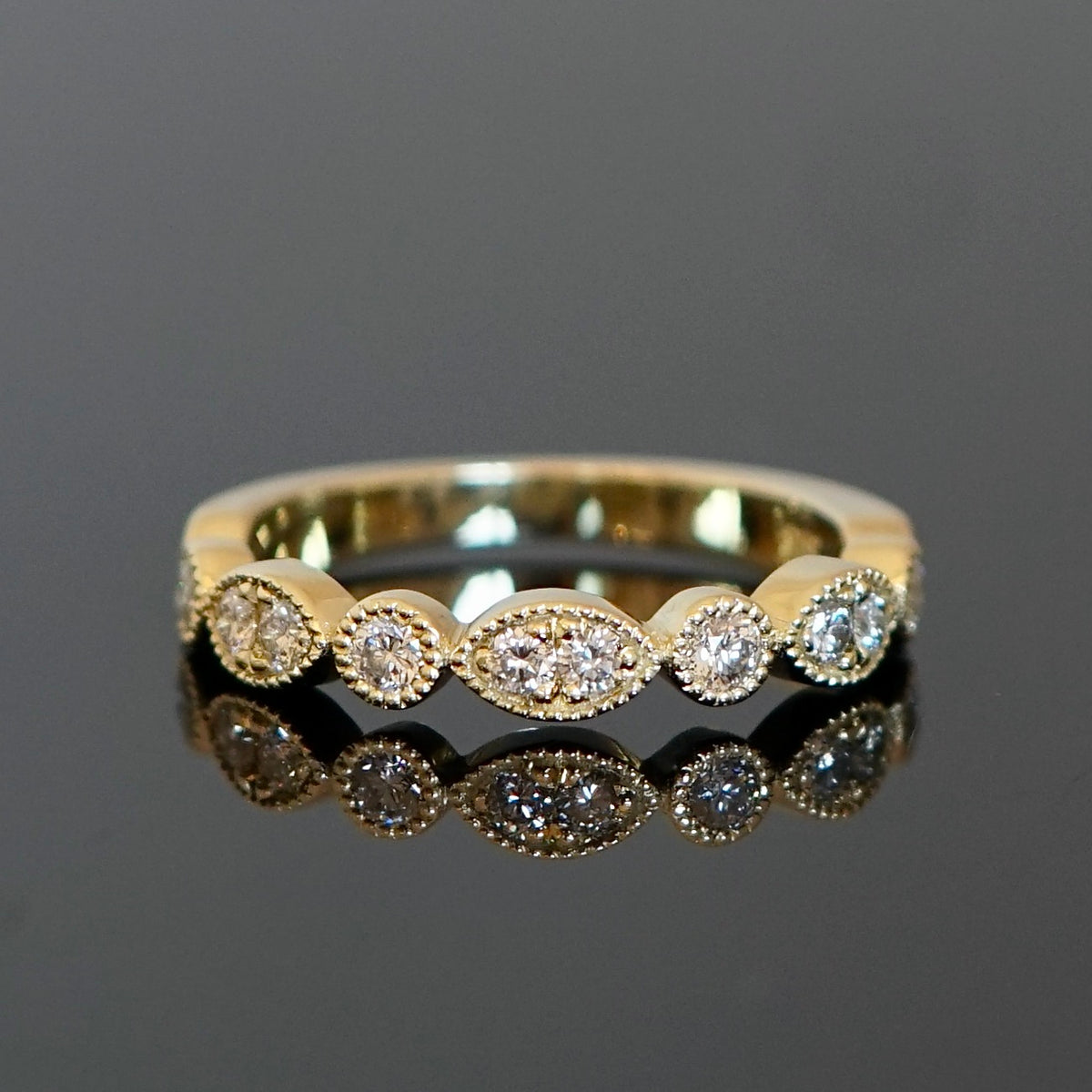 Vorsteckring, Navette und Rund mit Brillanten 