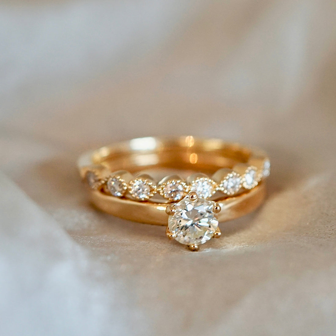 Ringkombination Solitärring und Memoire Ring zusammen