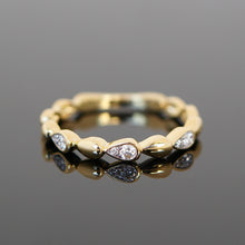 Lade das Bild in den Galerie-Viewer, Ring DROPS
