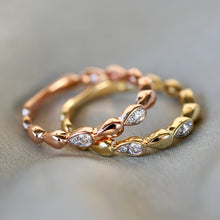 Lade das Bild in den Galerie-Viewer, Ring DROPS
