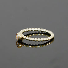 Lade das Bild in den Galerie-Viewer, Kugelring KUGLIG 0,15 Ct.
