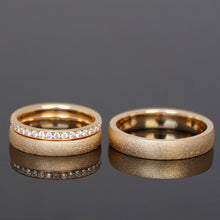 Lade das Bild in den Galerie-Viewer, Individuelle Trauringe mit Brillantring aus der Goldschmiede LIEBLINGSRING
