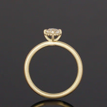 Lade das Bild in den Galerie-Viewer, Ring LACY ANTIQ
