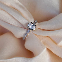 Lade das Bild in den Galerie-Viewer, Ring AUDREY
