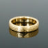 Ring mit Hammerschlag Oberfläche 