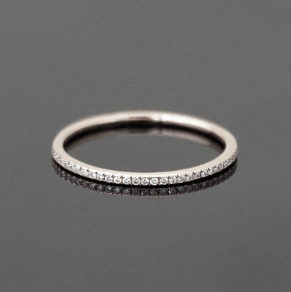 zarter Memoryring mit Diamanten, voll besetzt, Vorsteckring