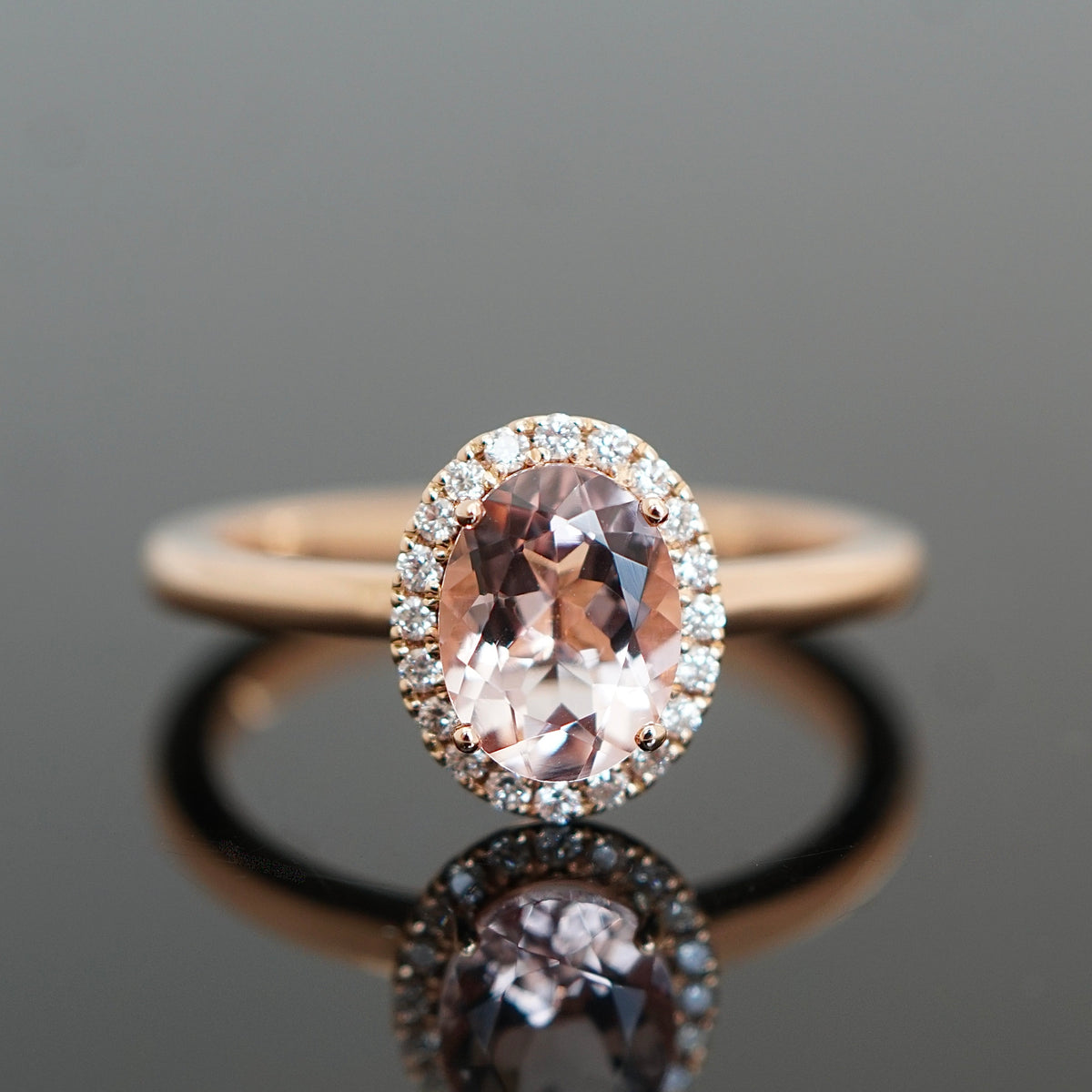Verlobungsring mit Morganit und Diamanten, Vintagelook 